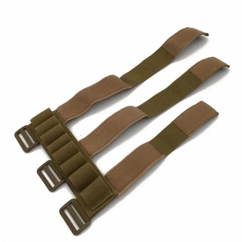 Cartucheira com 8 rodadas de calibre 12 ou 20