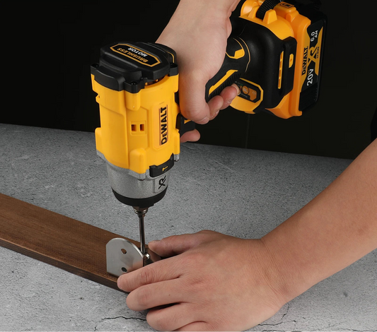 Chave elétrica de impacto DEWALT DCF922 ATOMIC 20V MAX 1/2 pol.  sem fio de velocidade variável com bigorna de pino de retenção