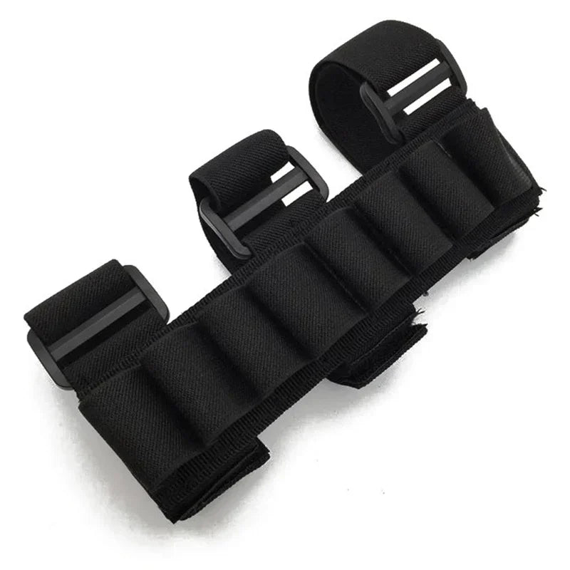 Cartucheira com 8 rodadas de calibre 12 ou 20