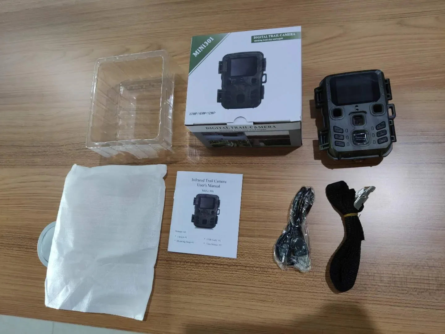 Câmera de espera com sensor de movimento e visão noturna com 24MP e 1296P