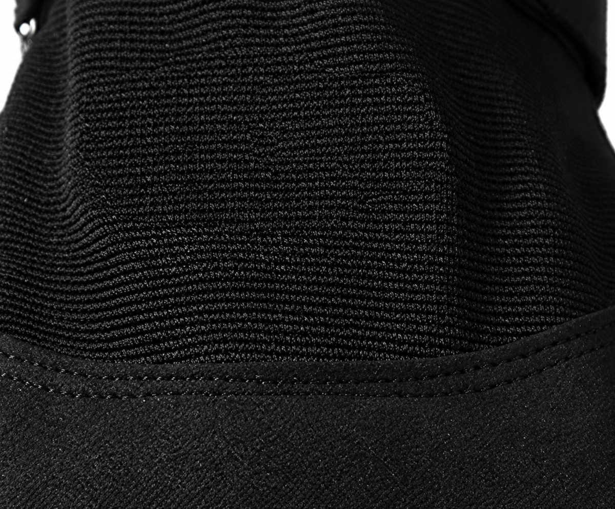 Luvas táticas — detalhe do produto sem textos